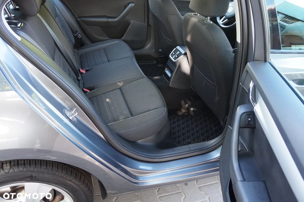 Skoda Octavia 1.5 TSI ACT Style - 10