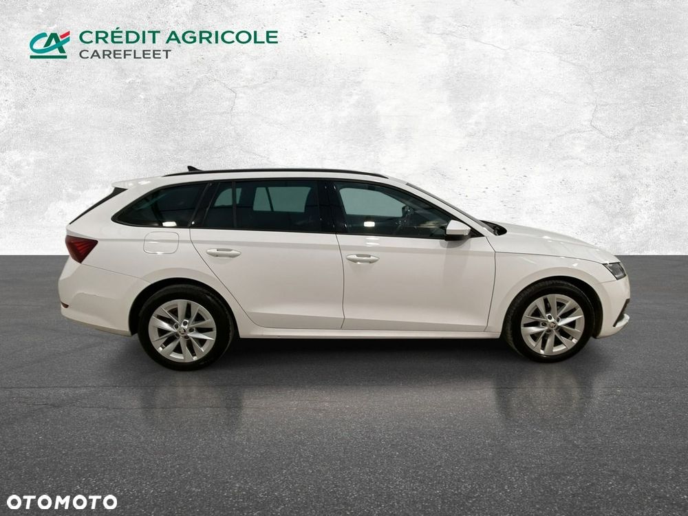 Skoda Octavia 2023 photo 4