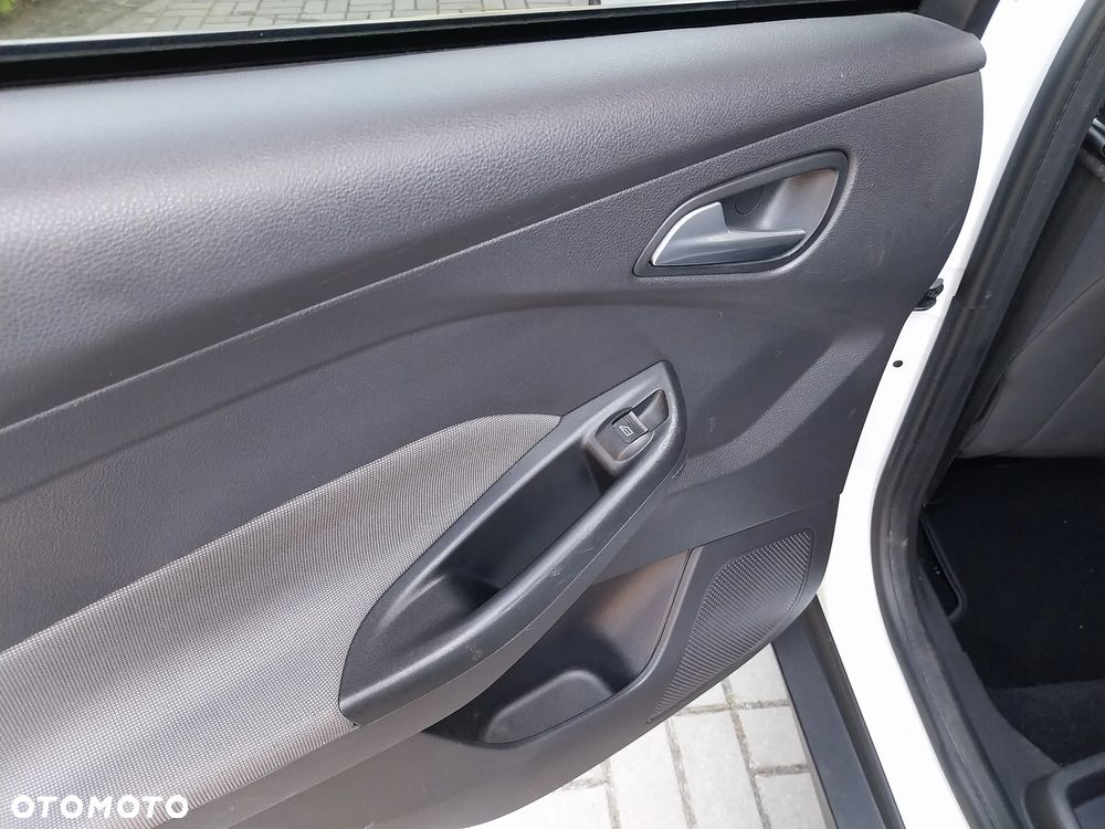 Ford Focus 1.6 TI-VCT Trend - 18