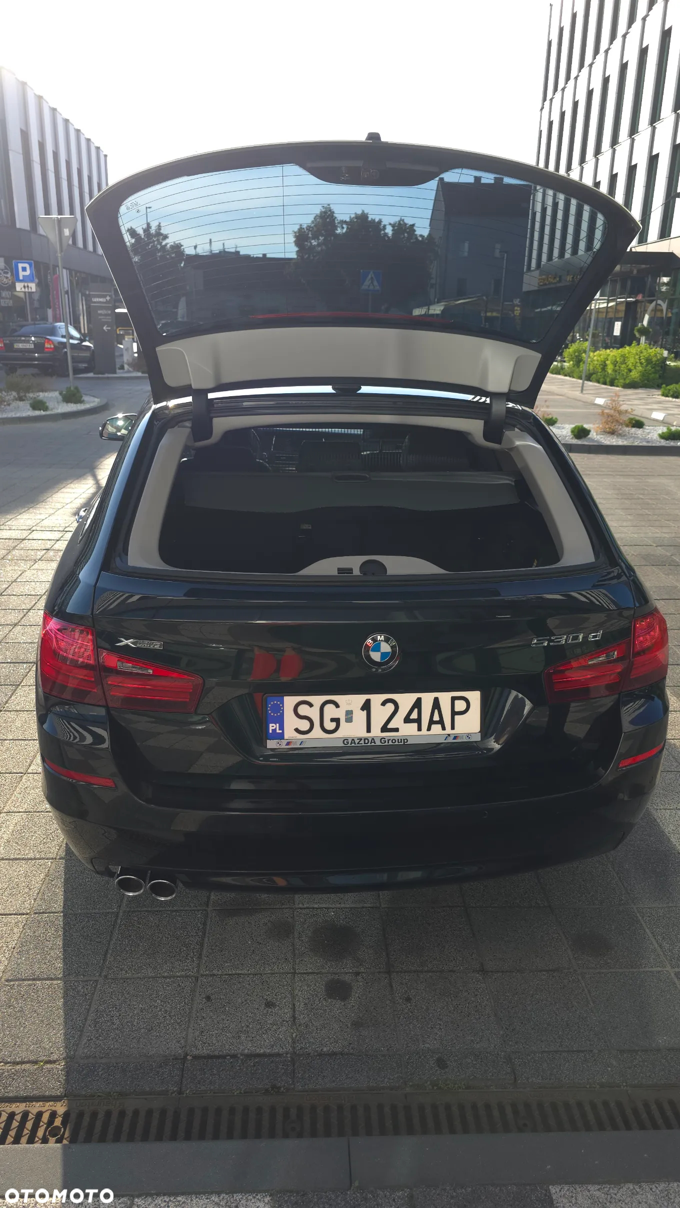 BMW Seria 5 530d Touring Luxury Line - 12