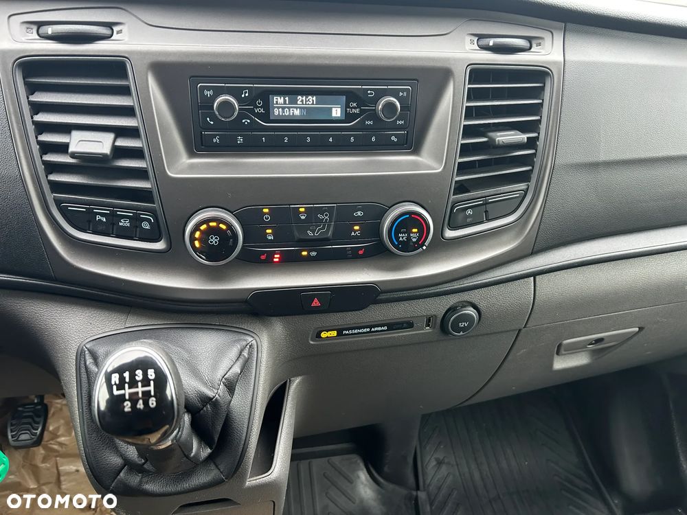 Ford Transit Custom - 11