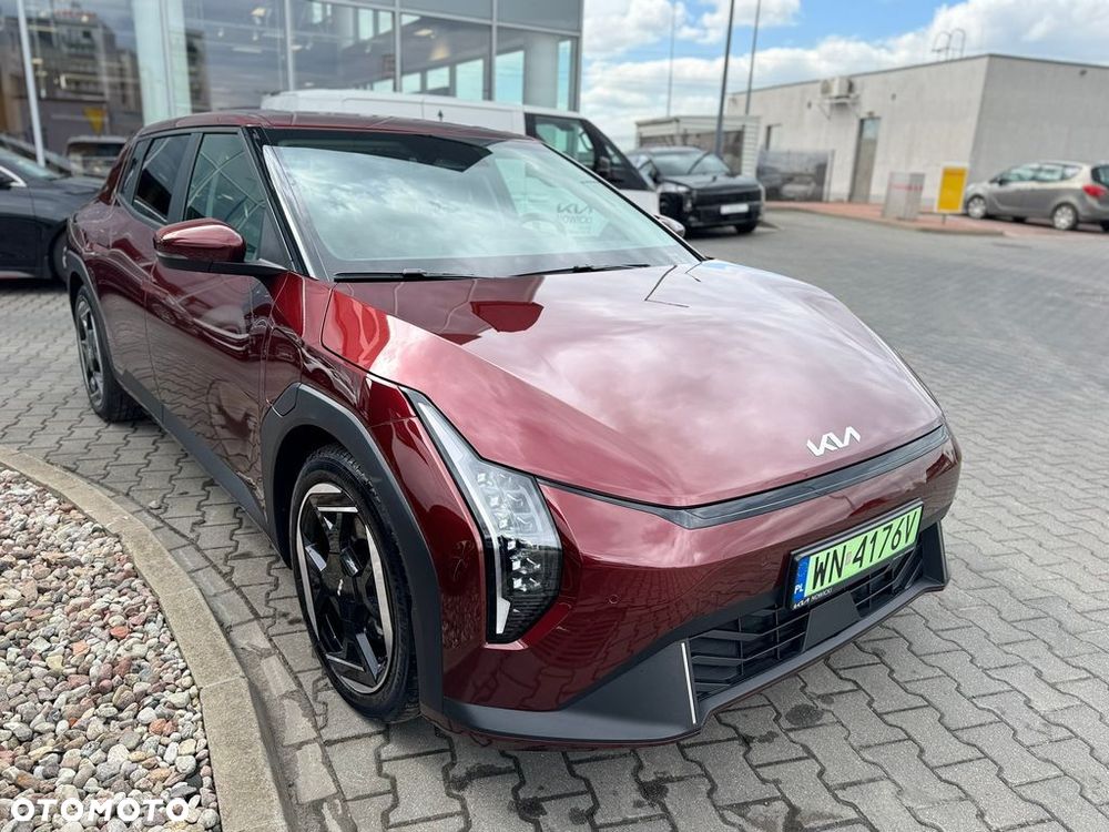 Kia EV4 81.4kWh Business Line - 8