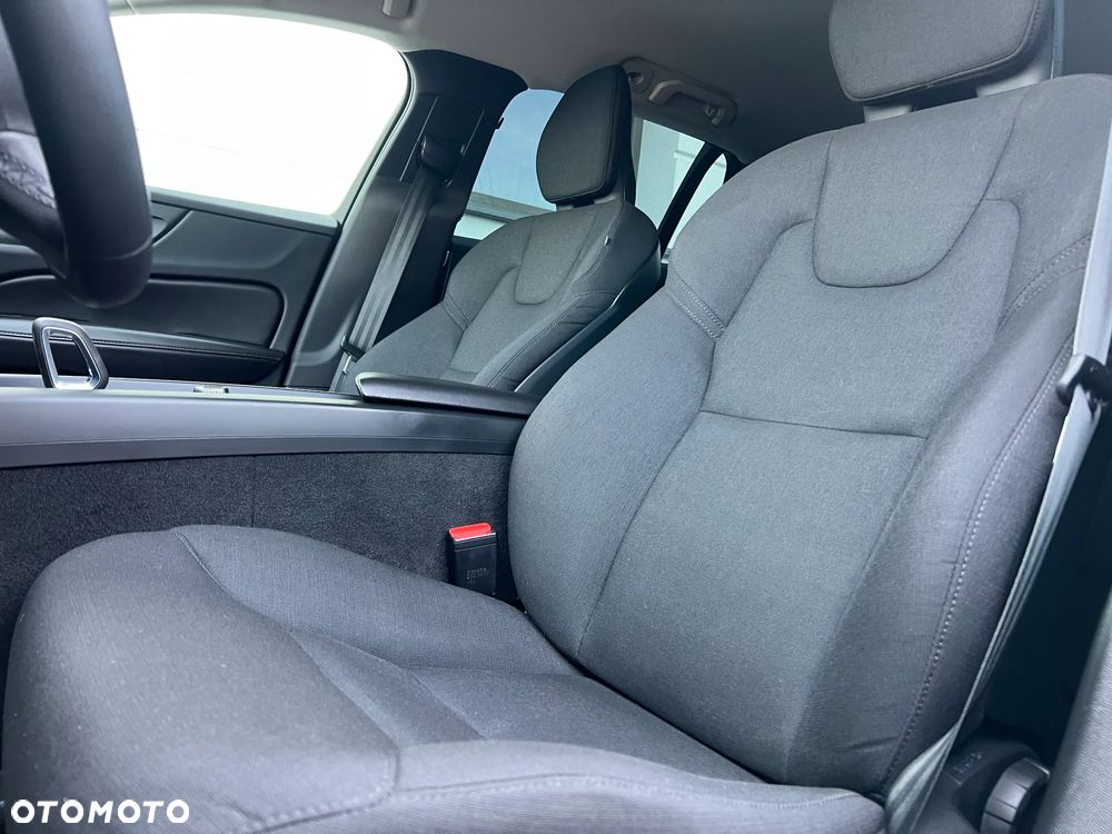 Volvo V60 B4 D Geartronic Momentum Pro - 26