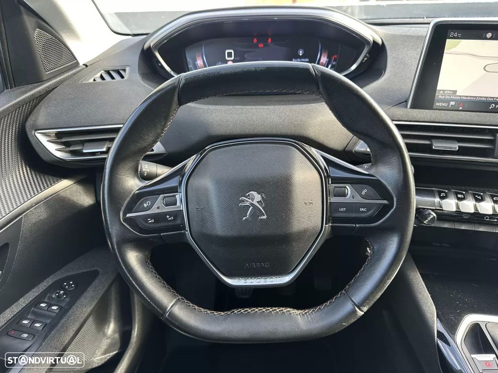 Peugeot 5008 1.2 PureTech Allure - 32