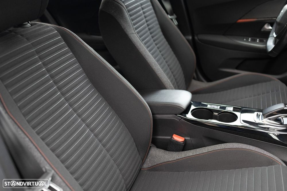 Peugeot e-2008 Active - 33