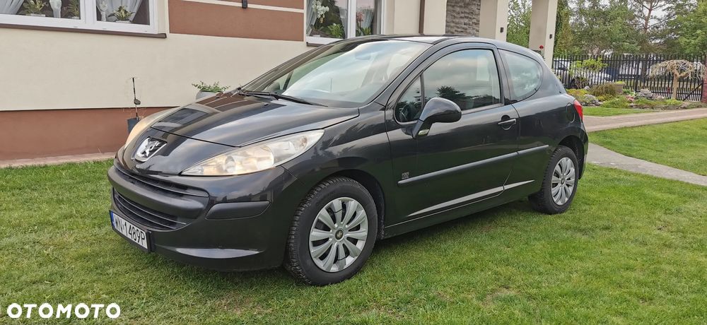 Peugeot 207 1.4 Presence Grand Prix - 2