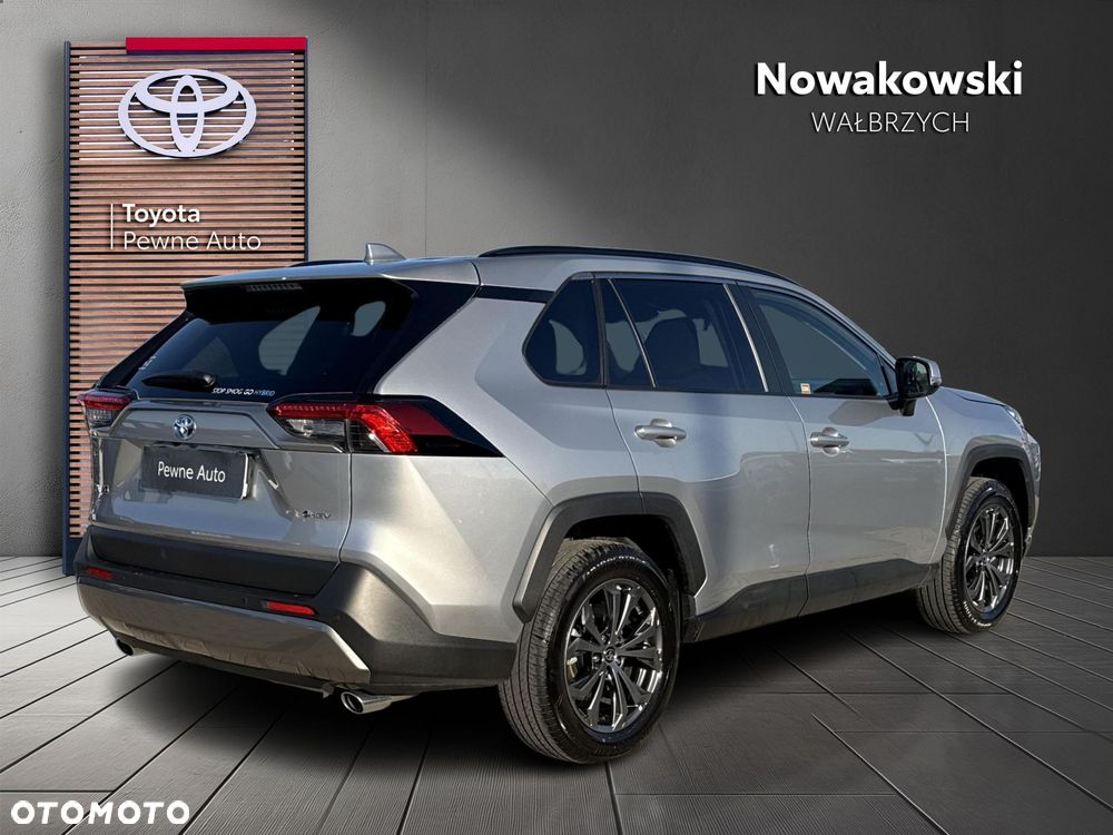 Toyota RAV4 - 3