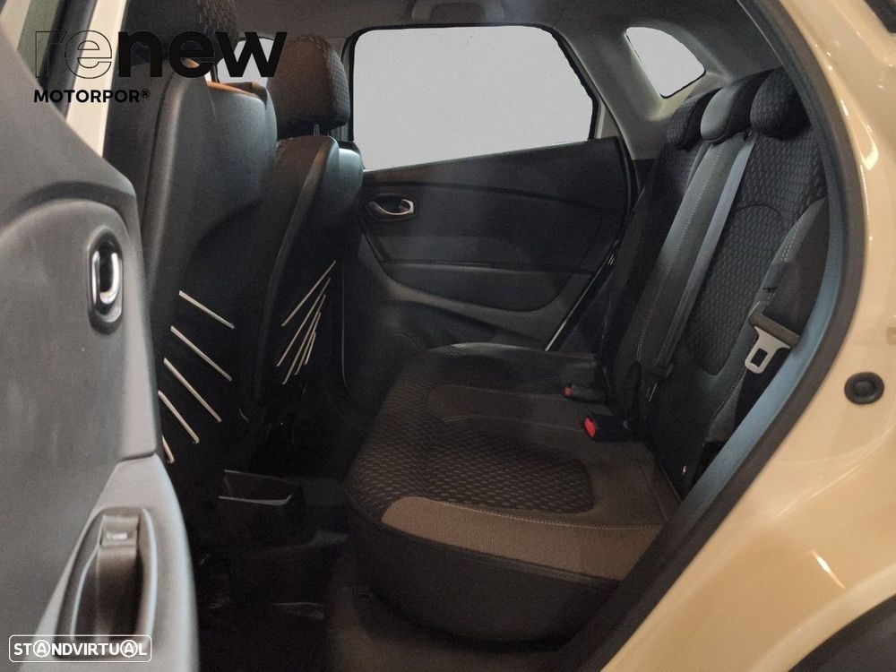 Renault Captur 0.9 TCE Exclusive XMOD - 8