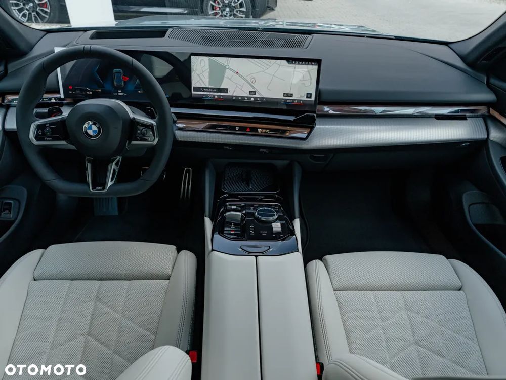 BMW Seria 5 520d xDrive - 7