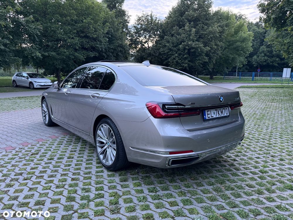 BMW Seria 7 740d xDrive - 8
