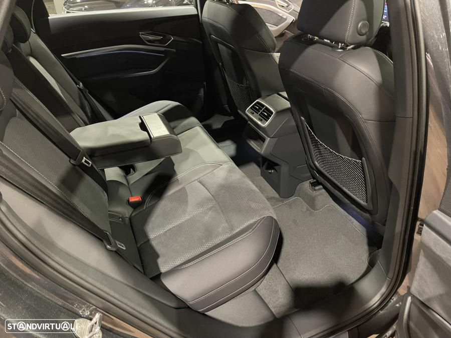 Audi e-tron 55 quattro S line - 25