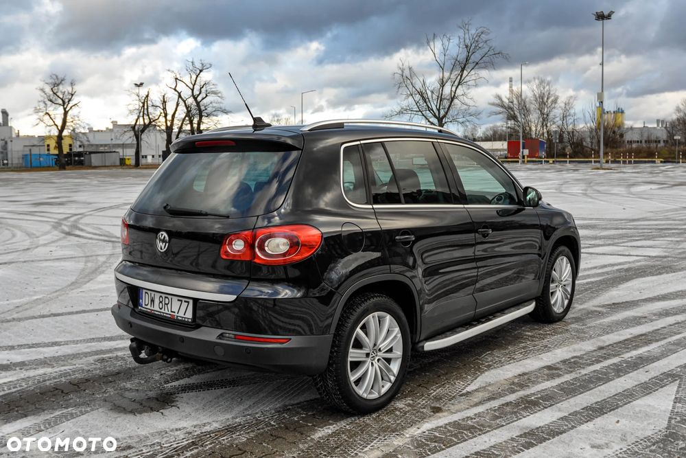 Volkswagen Tiguan - 4