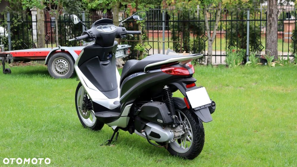 Piaggio Medley - 10