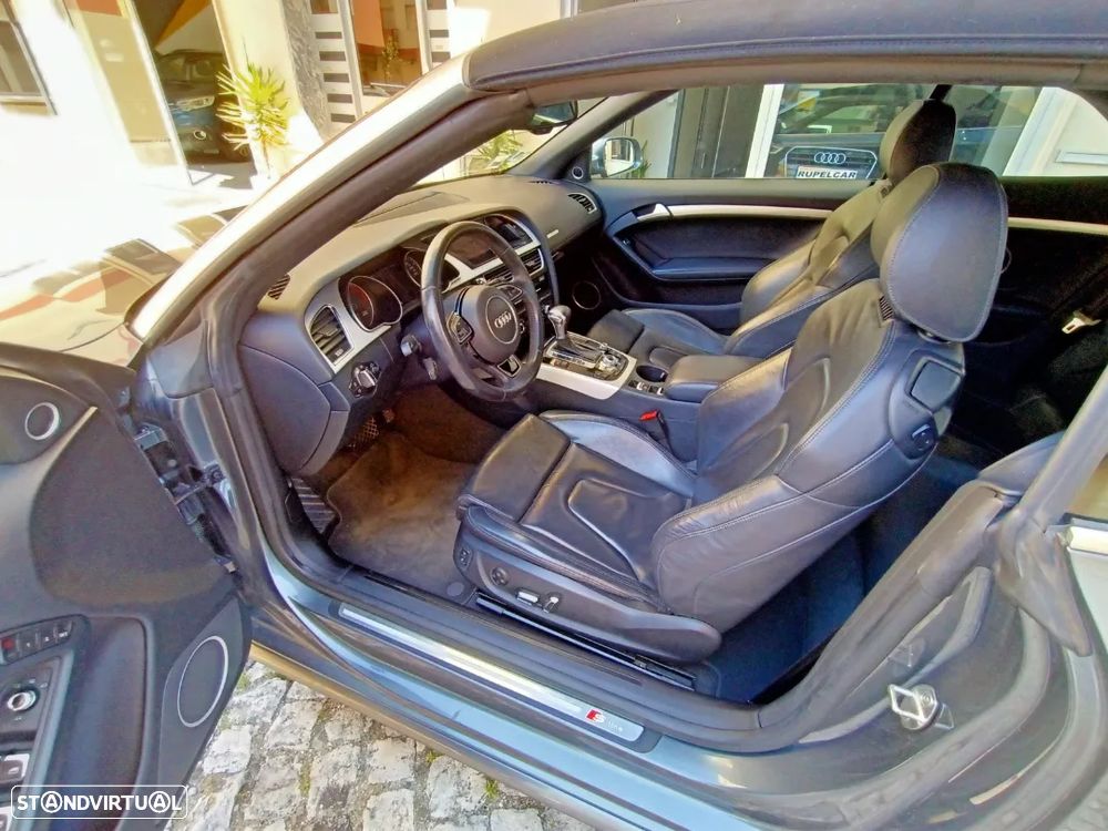 Audi A5 Cabrio 2.0 TDi Multitronic S-line - 10