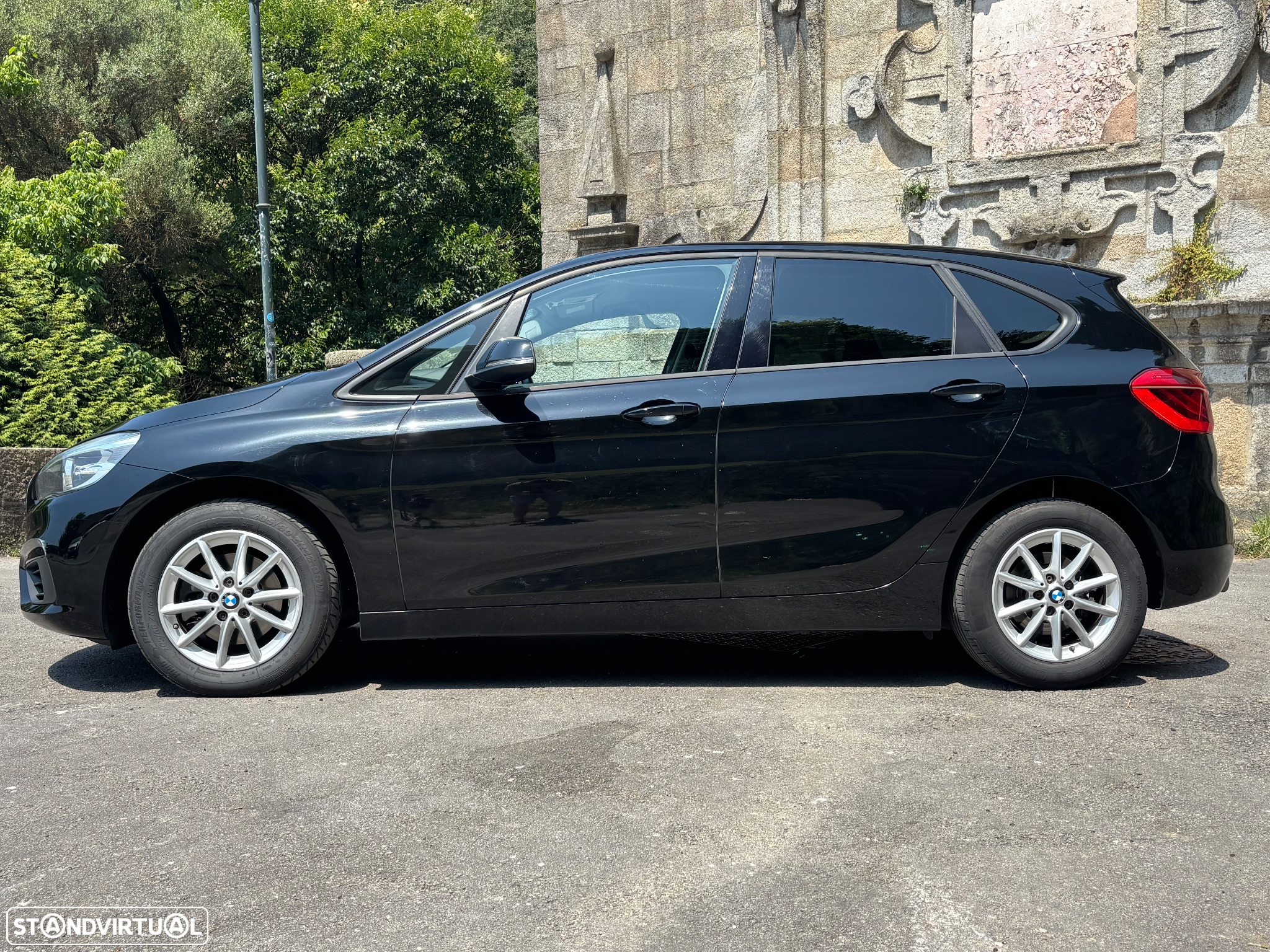 BMW 216 Active Tourer d Line Luxury - 2