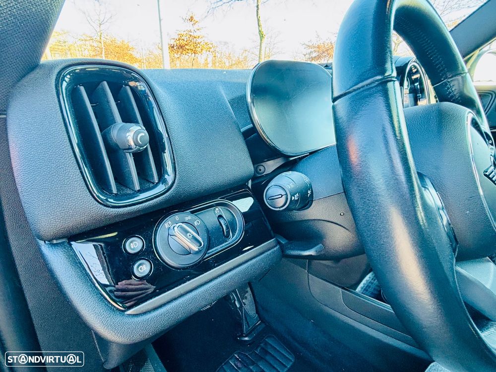 MINI Countryman - 16