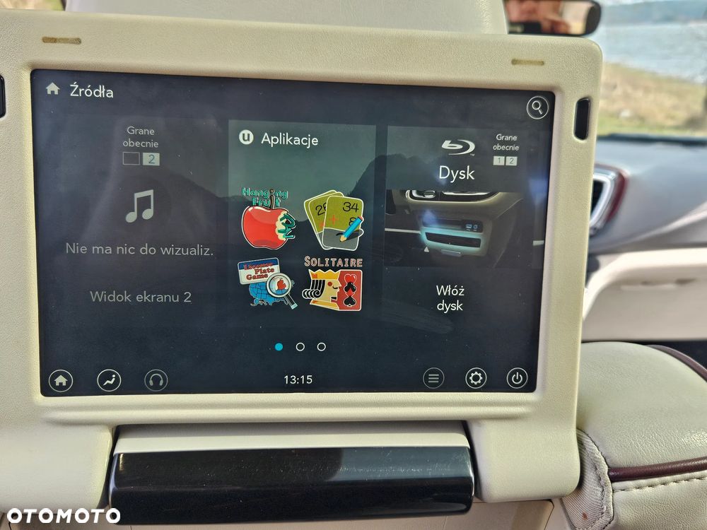 Chrysler Pacifica - 24