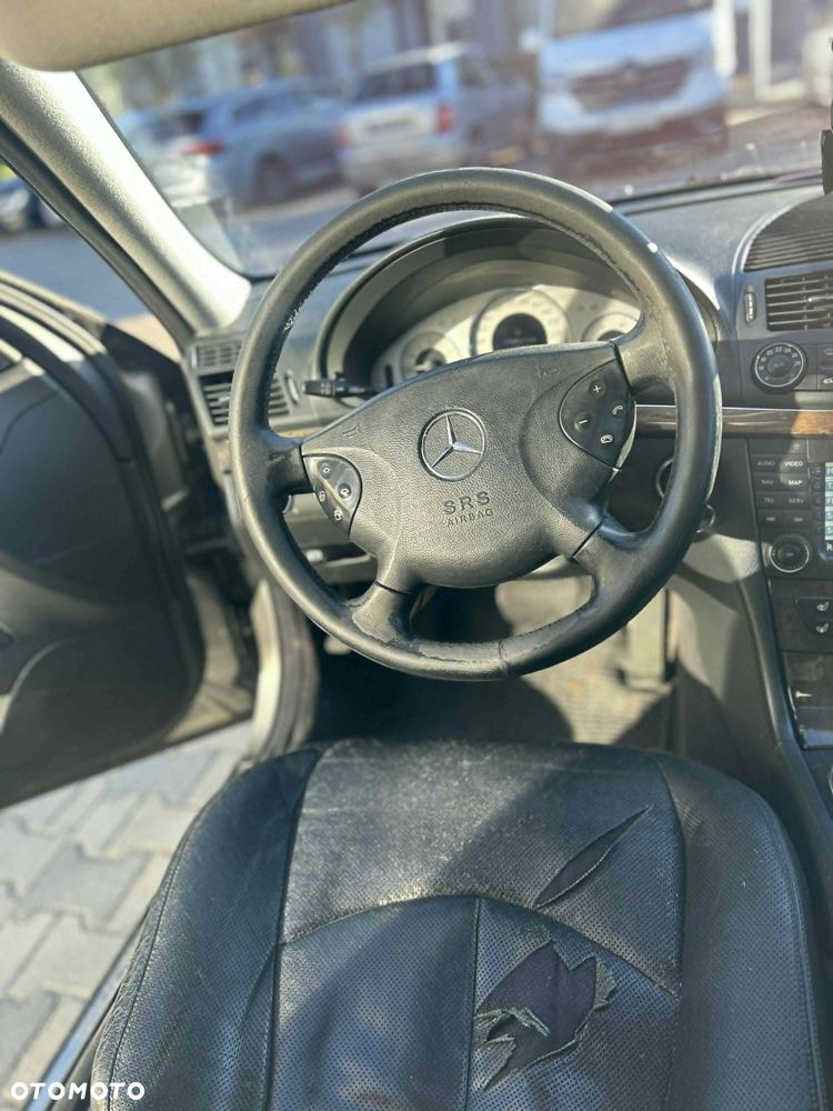 Mercedes-Benz Klasa E 320 CDI T Avantgarde - 5