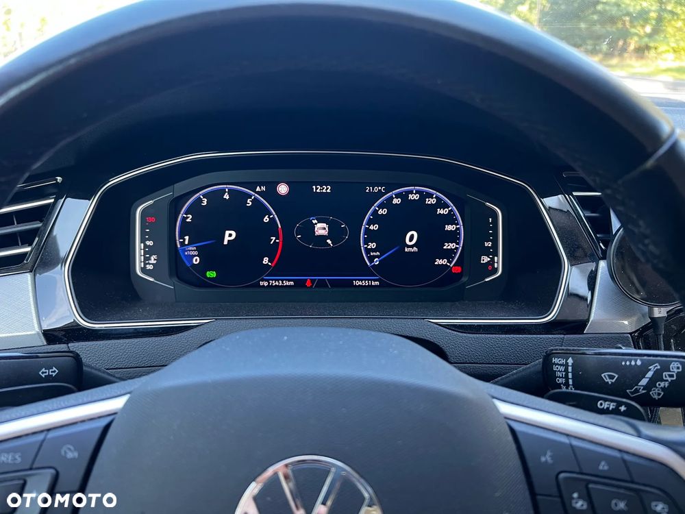 Volkswagen Passat - 7