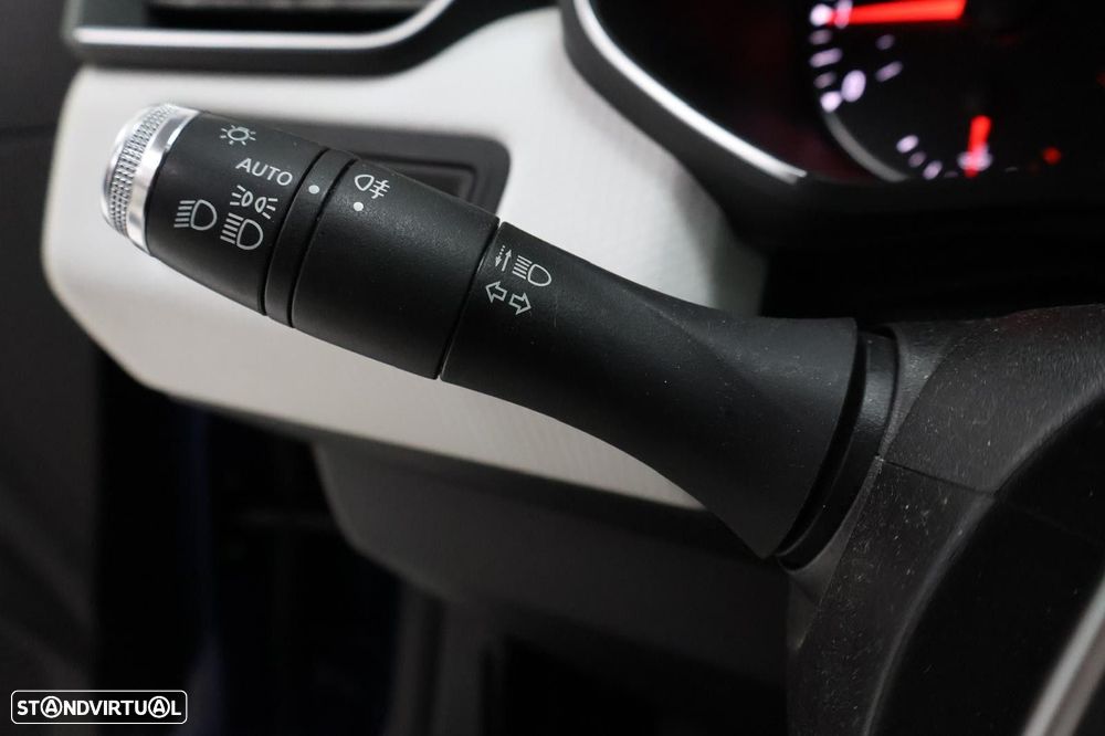 Renault Clio 1.0 TCe Limited - 16