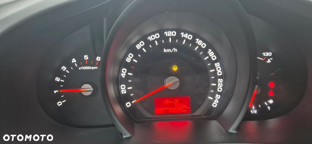 Kia Sportage 2.0 CRDI XL - 25