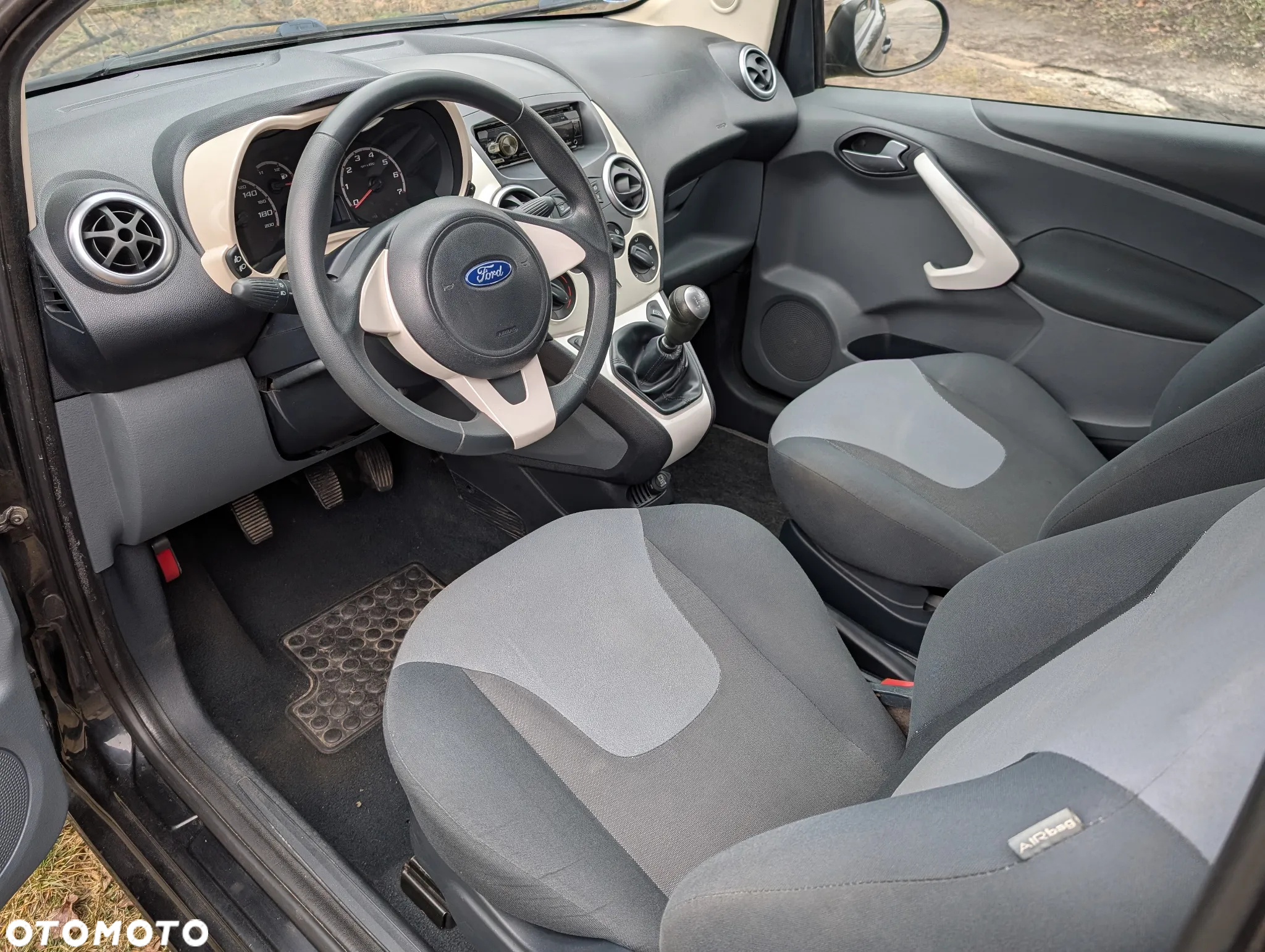 Ford KA 1.2 Ambiente - 24