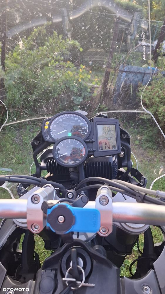 Honda VFR - 2
