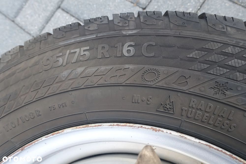 OPONA CONTINENTAL VANCONTACT 4 SEASON 195 75 16C 110/108R 24r. - 4