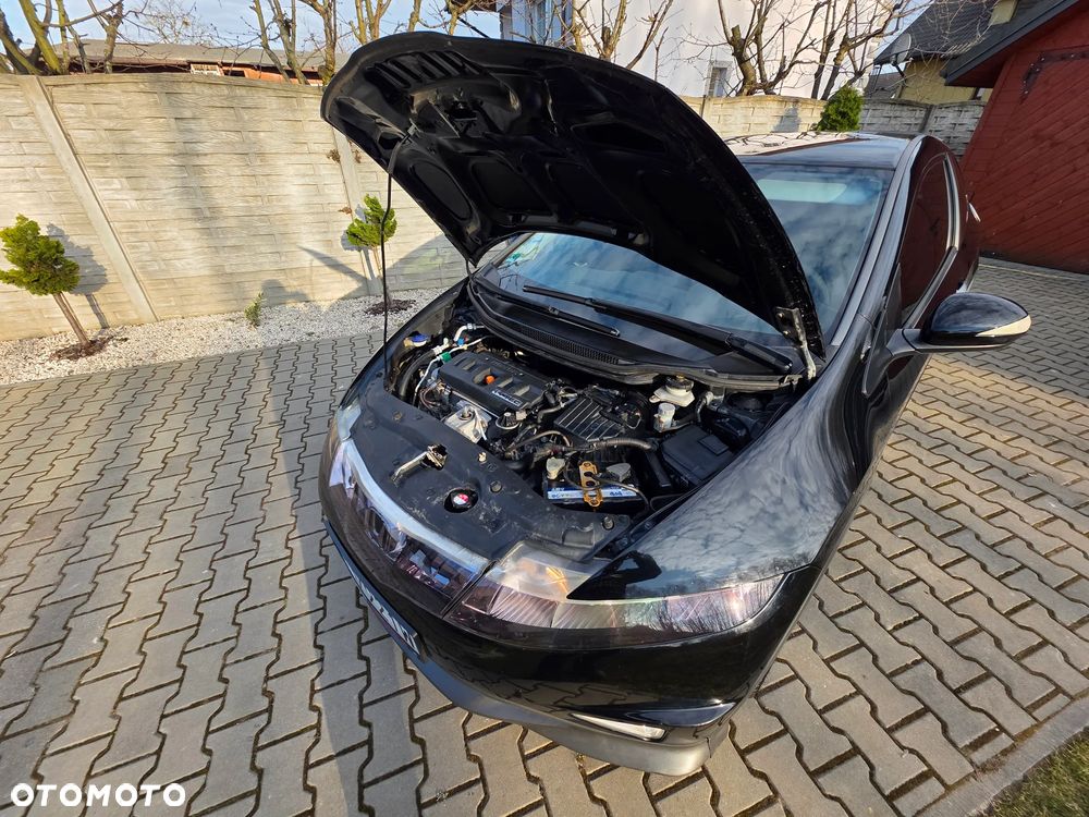 Honda Civic 1.8i-VTEC Type S - 9