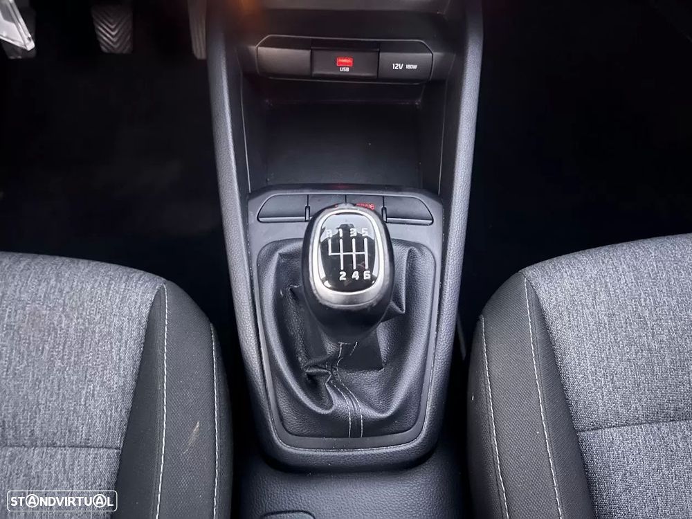 Kia Stonic 1.0 T-GDI EX - 10