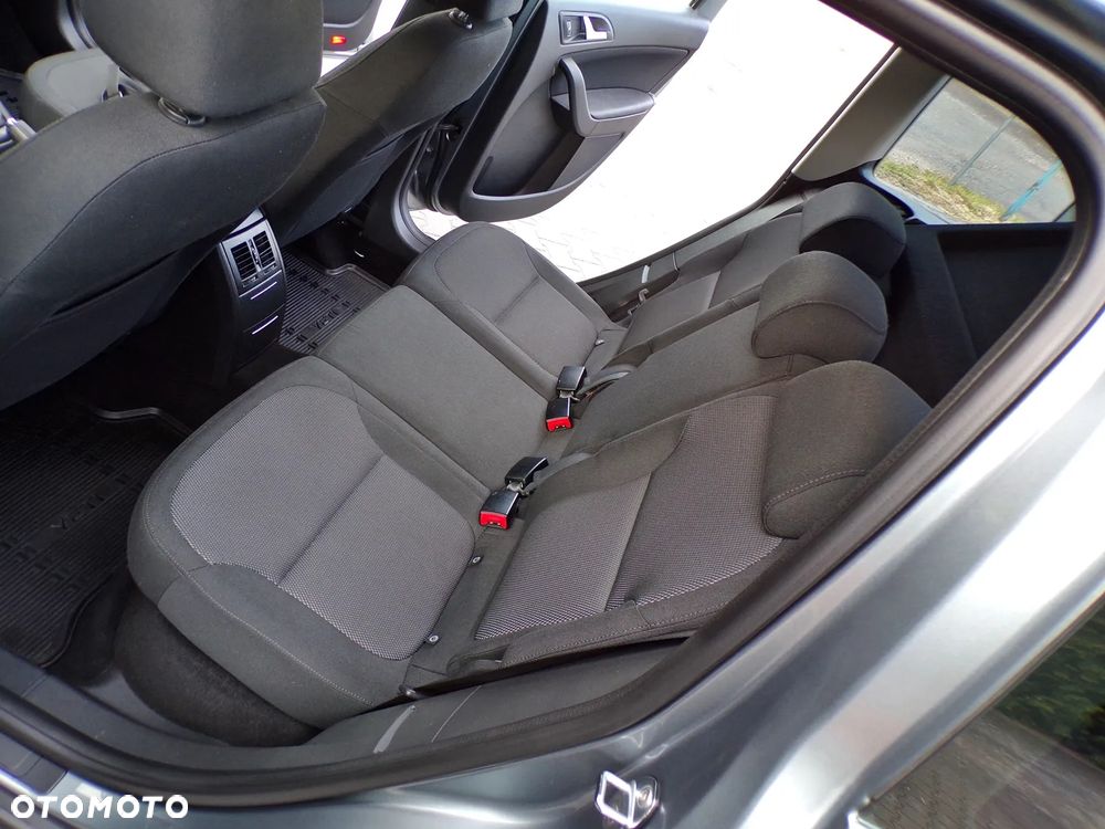 Skoda Yeti 1.2 TSI Elegance - 25