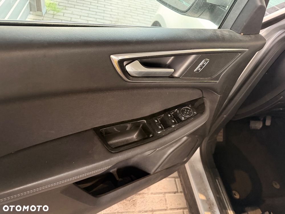 Ford S-Max 2.0 TDCi Titanium PowerShift - 18