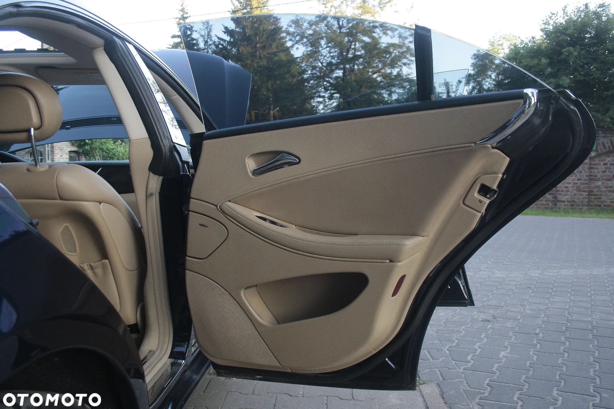 Mercedes-Benz CLS 500 - 14