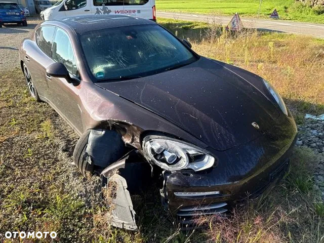 Porsche Panamera 4 - 2
