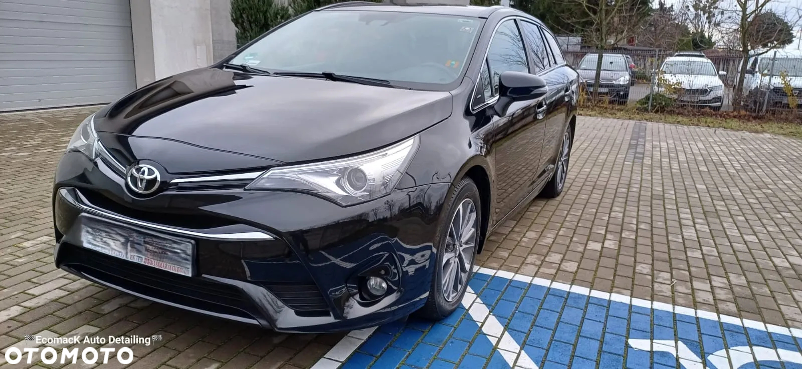 Toyota Avensis 2.0 D-4D Premium - 25