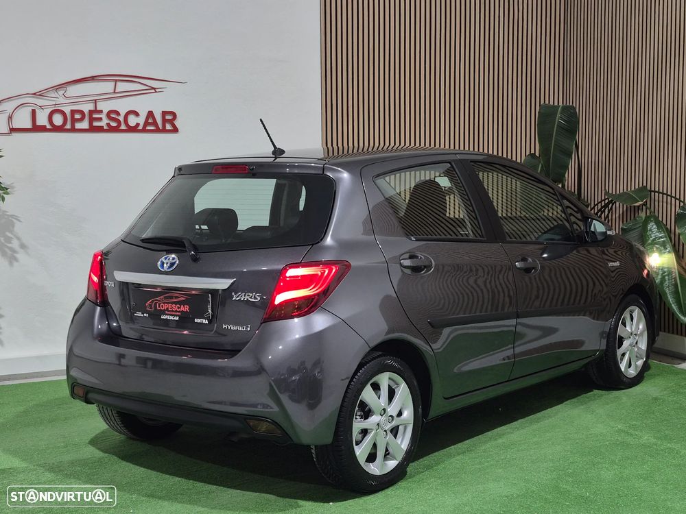 Toyota Yaris 1.5 HSD Comfort+P.Techno - 6