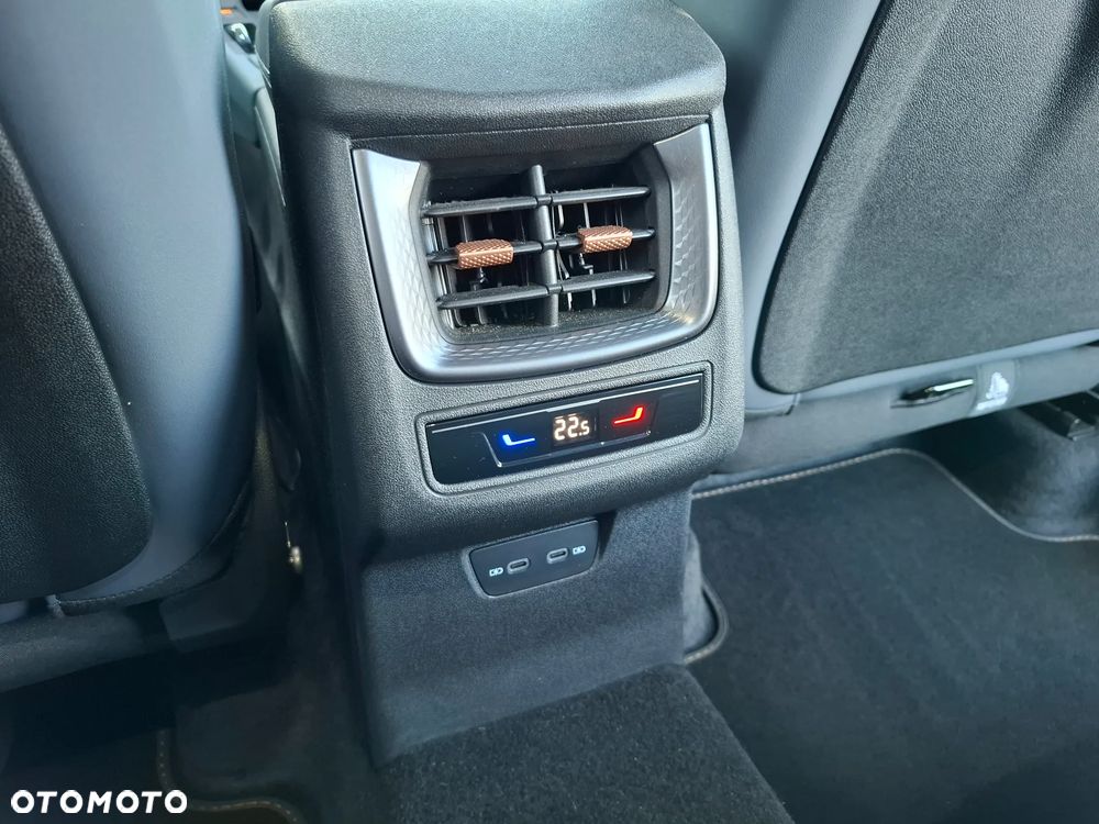 Cupra Terramar 1.5 eHybrid PHEV DSG - 39