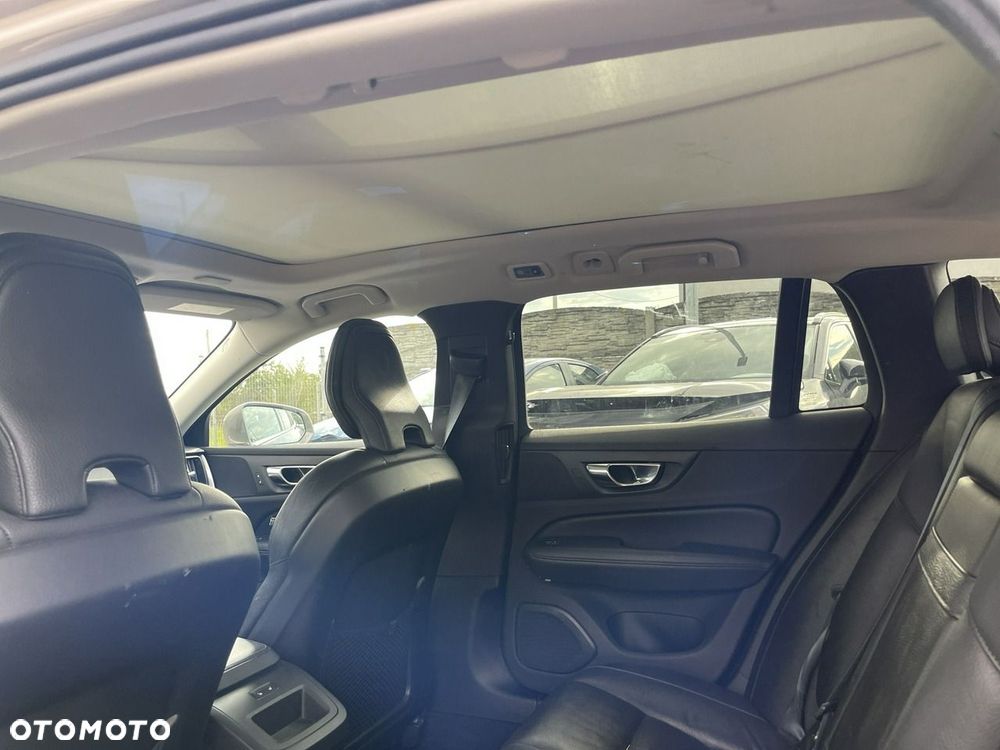 Volvo V60 D3 Geartronic Momentum Pro - 14