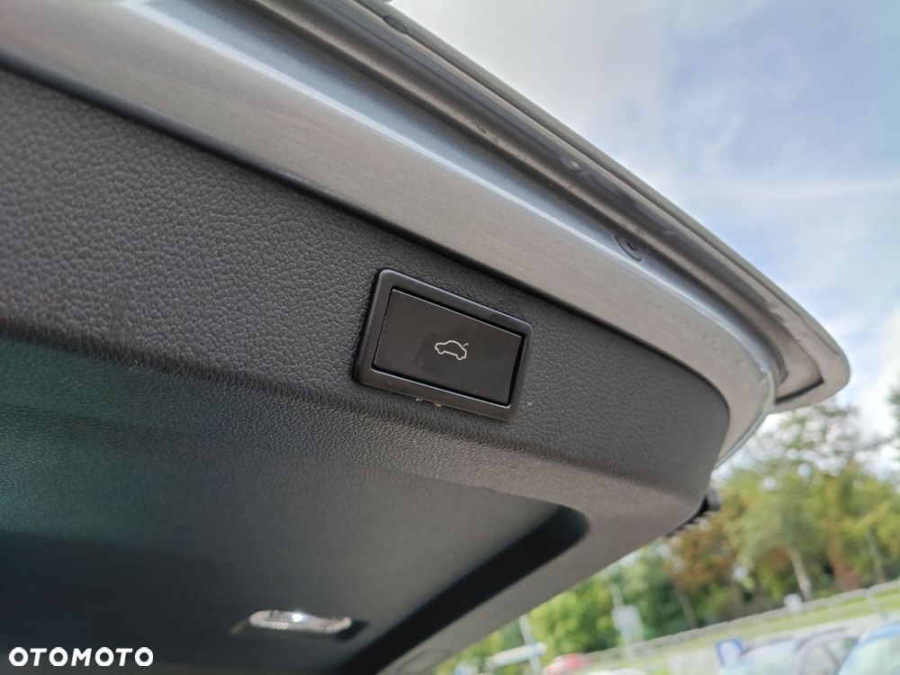 Skoda Superb 2.0 TSI Style DSG - 28