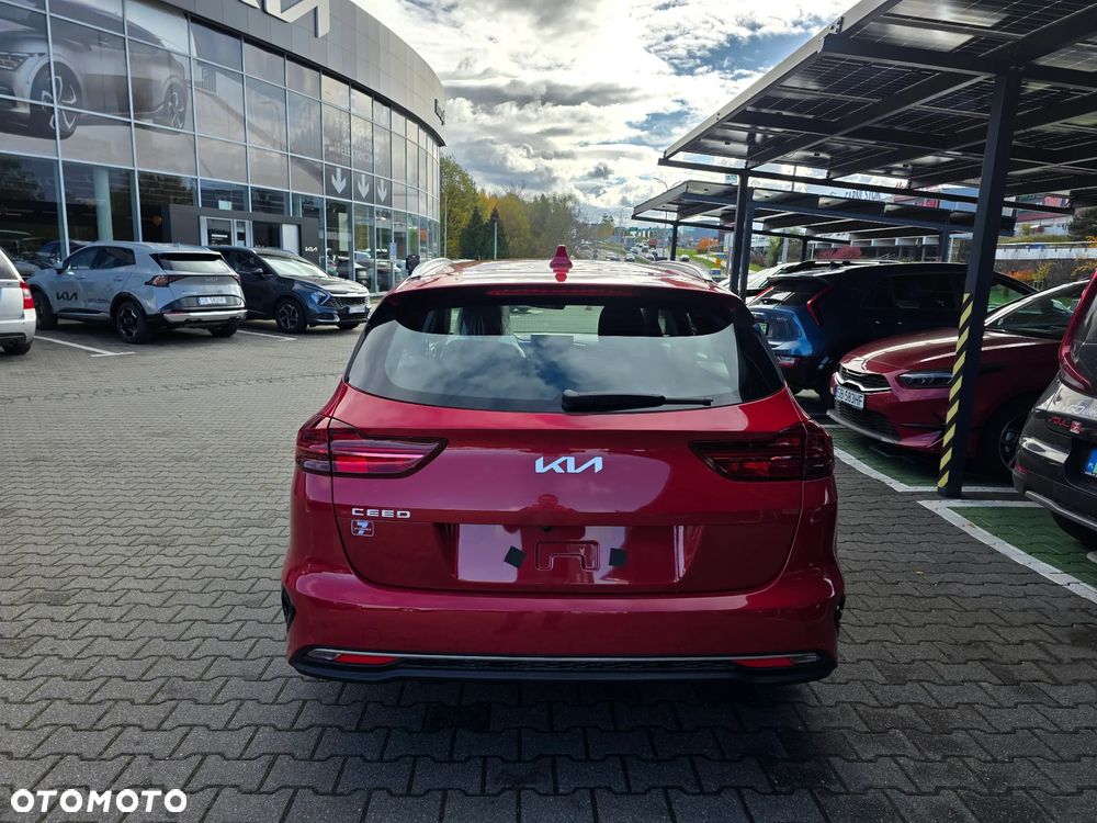 Kia Ceed 1.5 T-GDI M - 5