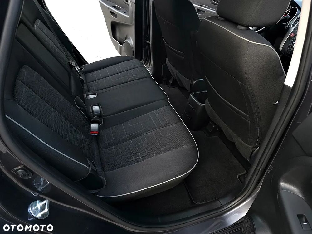 Kia Venga 1.6 CRDi 128 Platinum Edition - 37