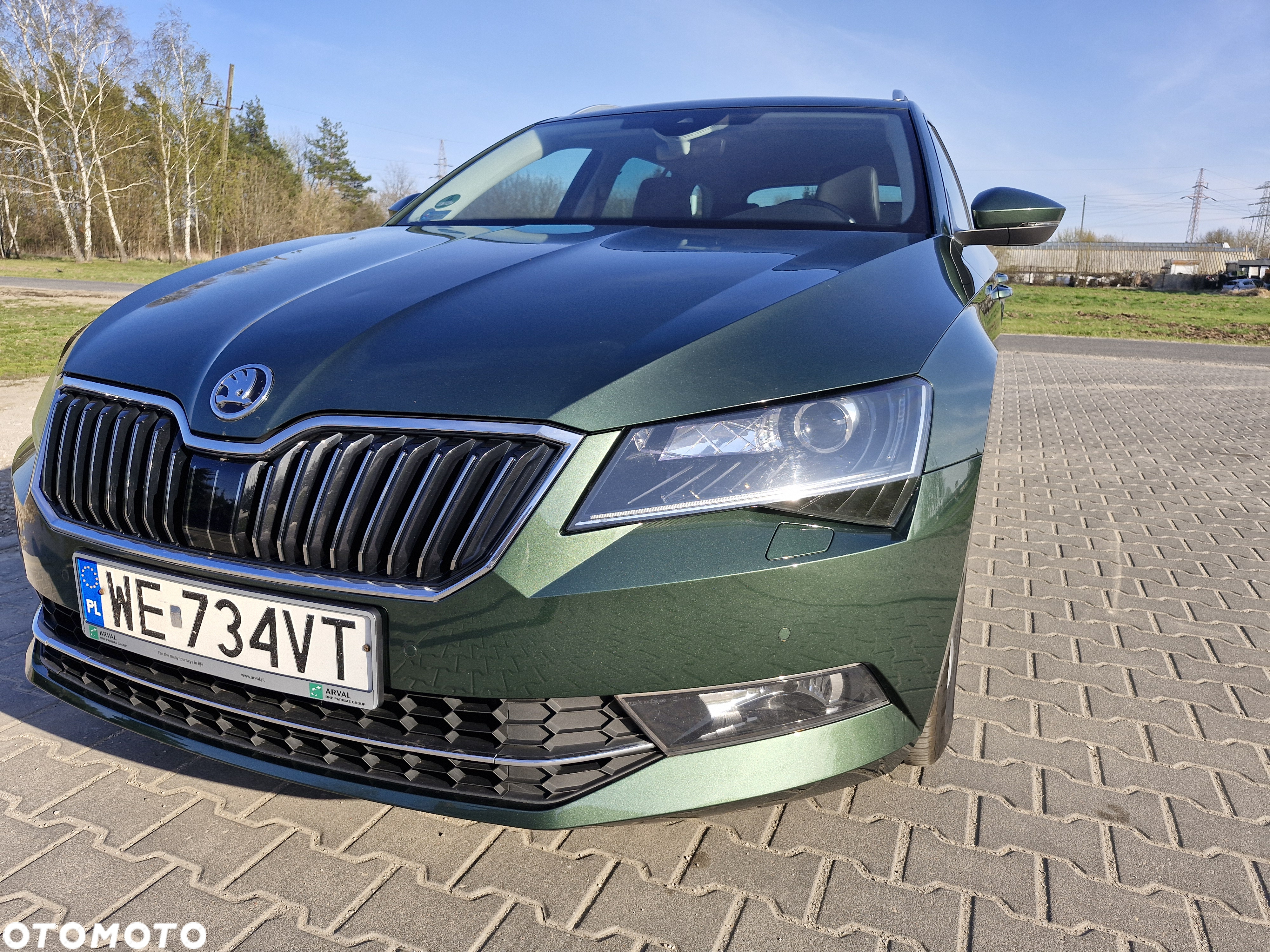 Skoda Superb 2.0 TDI SCR Style DSG - 24