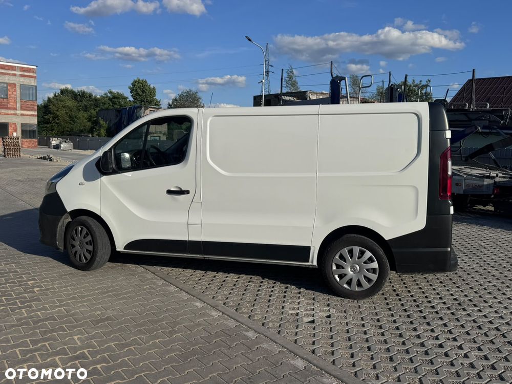 Renault Traffic - 16