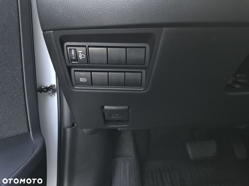 Toyota Yaris Hybrid 1.5 Comfort - 12