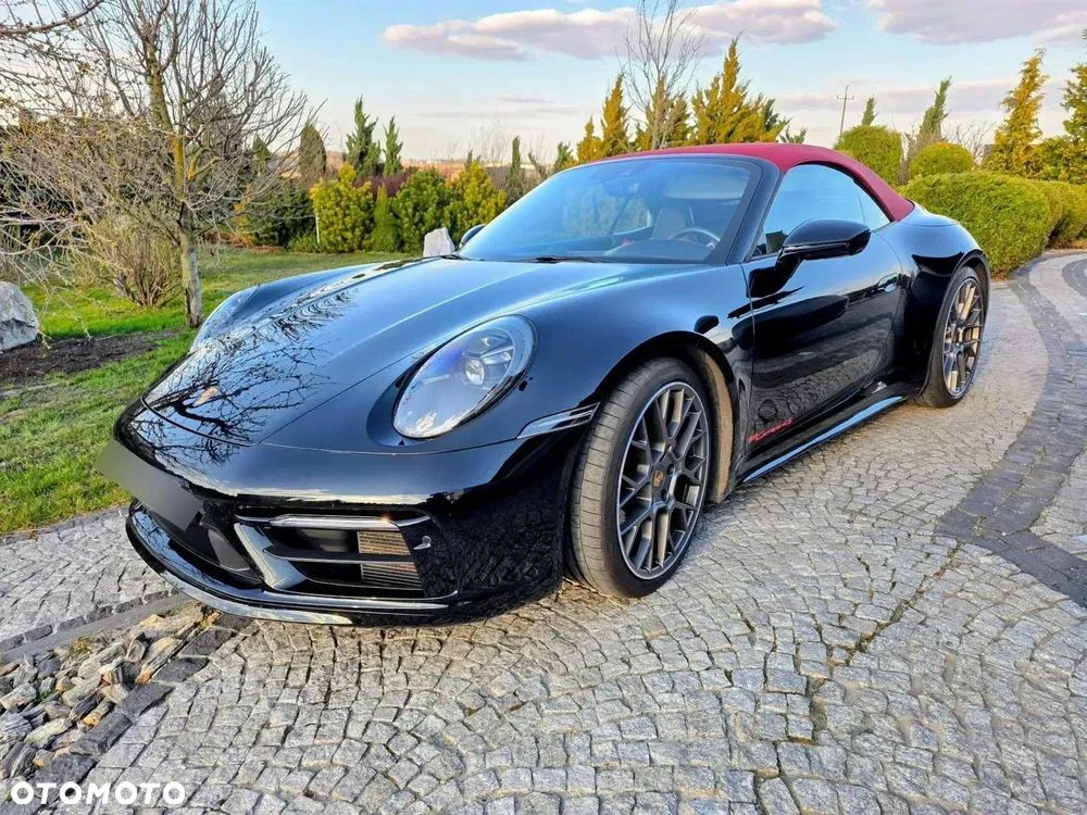 Porsche 911 Carrera 4S - 8