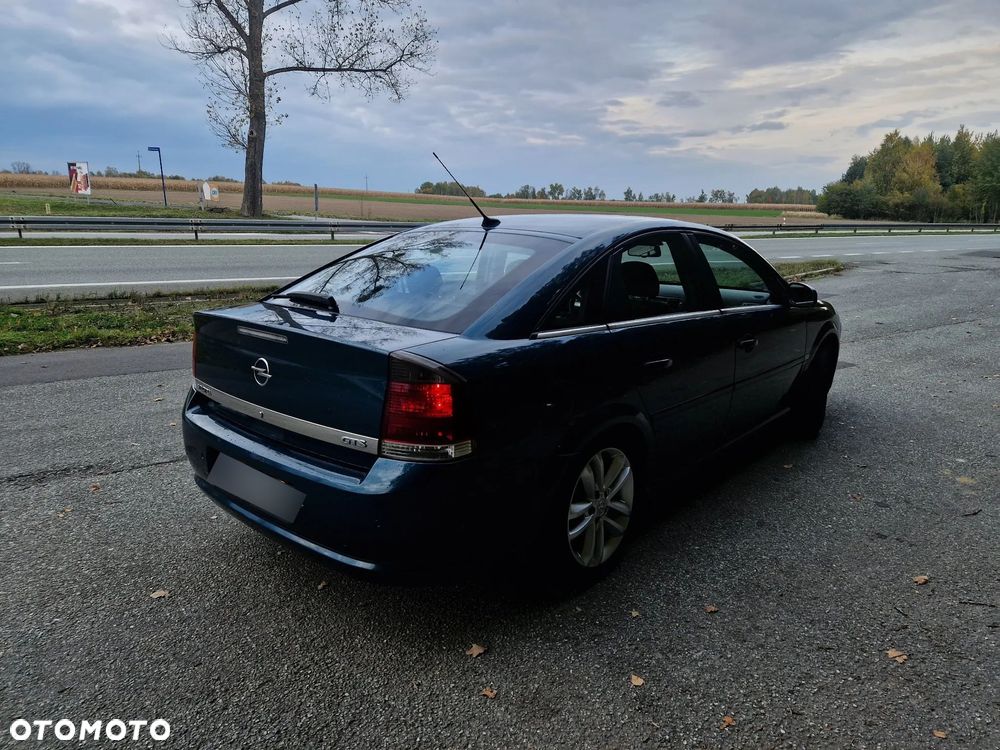 Opel Vectra 1.9 CDTI Sport - 11