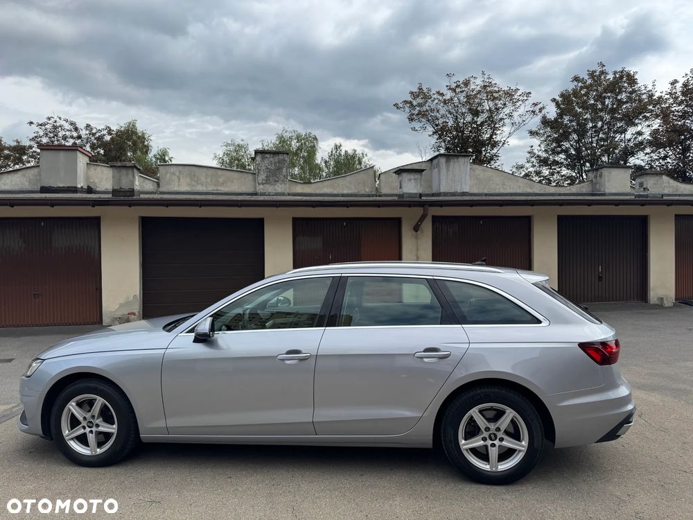 Audi A4 Avant - 9