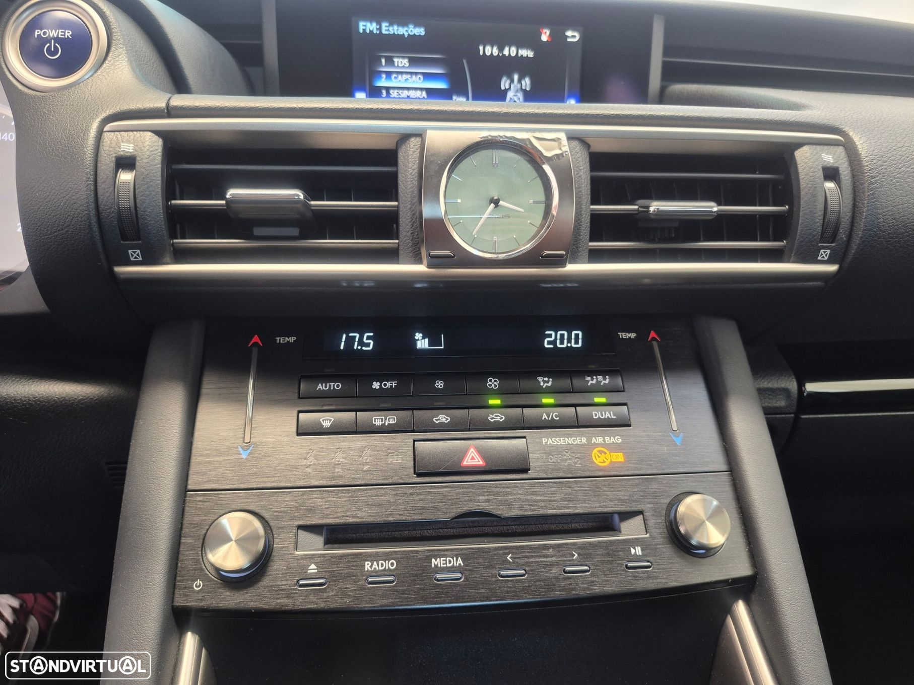 Lexus IS 300H Sport Edition - 17