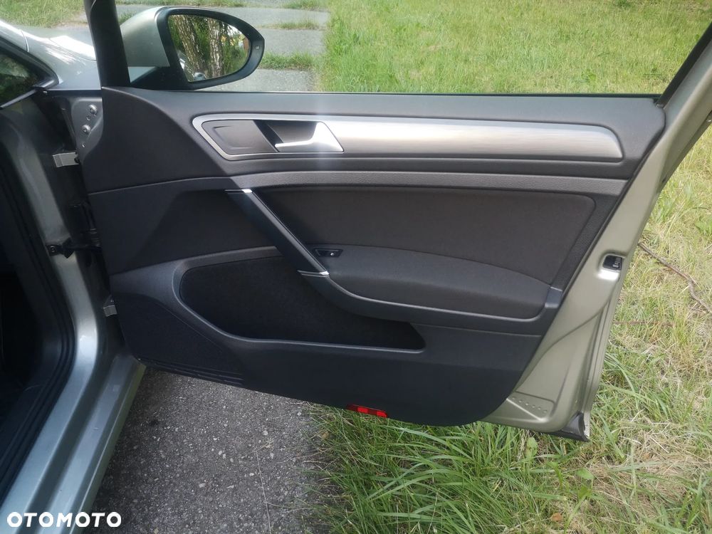 Volkswagen Golf 1.5 TSI BMT Highline - 22