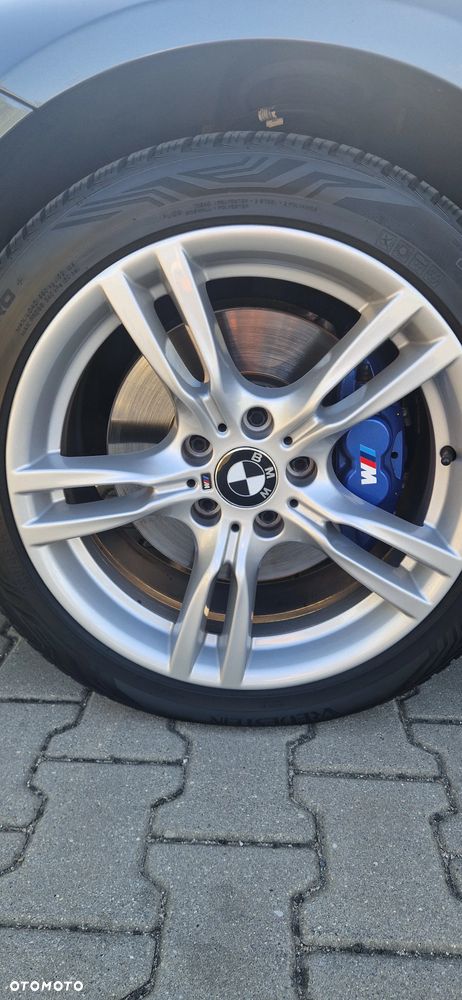 BMW Seria 3 330i xDrive - 8